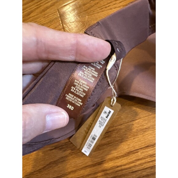 SKIMS Wireless Form Push Up Plunge Bra 36D NEW Garnet - Picture 6 of 6